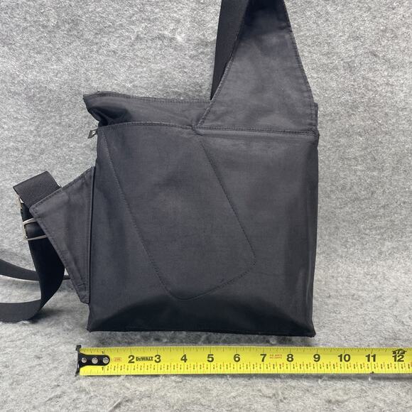 JACK GOMME Black Crossbody Messenger Sling Bag Damaged See Pictures - Picture 4 of 14